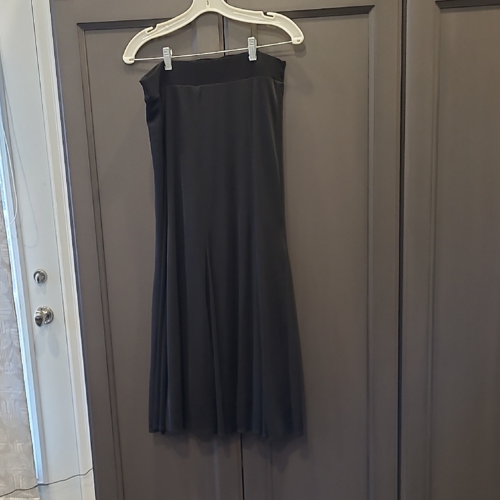 Laura Classic Black Maxi Skirt